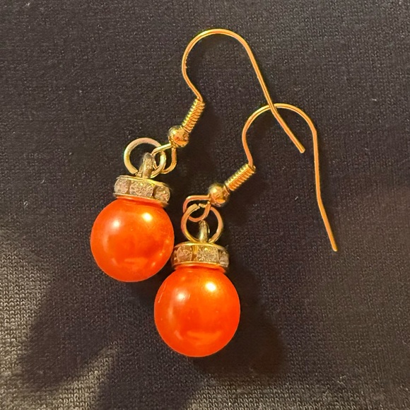 Jewelry - 🌹 Elegant Gold and Orange Drop Earrings